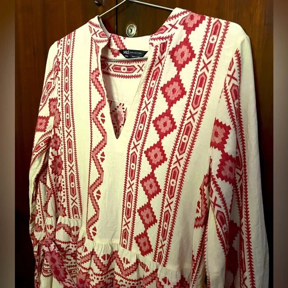 Marks & Spencer Cotton Rich Jacquard Maxi Dress (Size: UK 8 - UK 10) - Picture 2 of 8